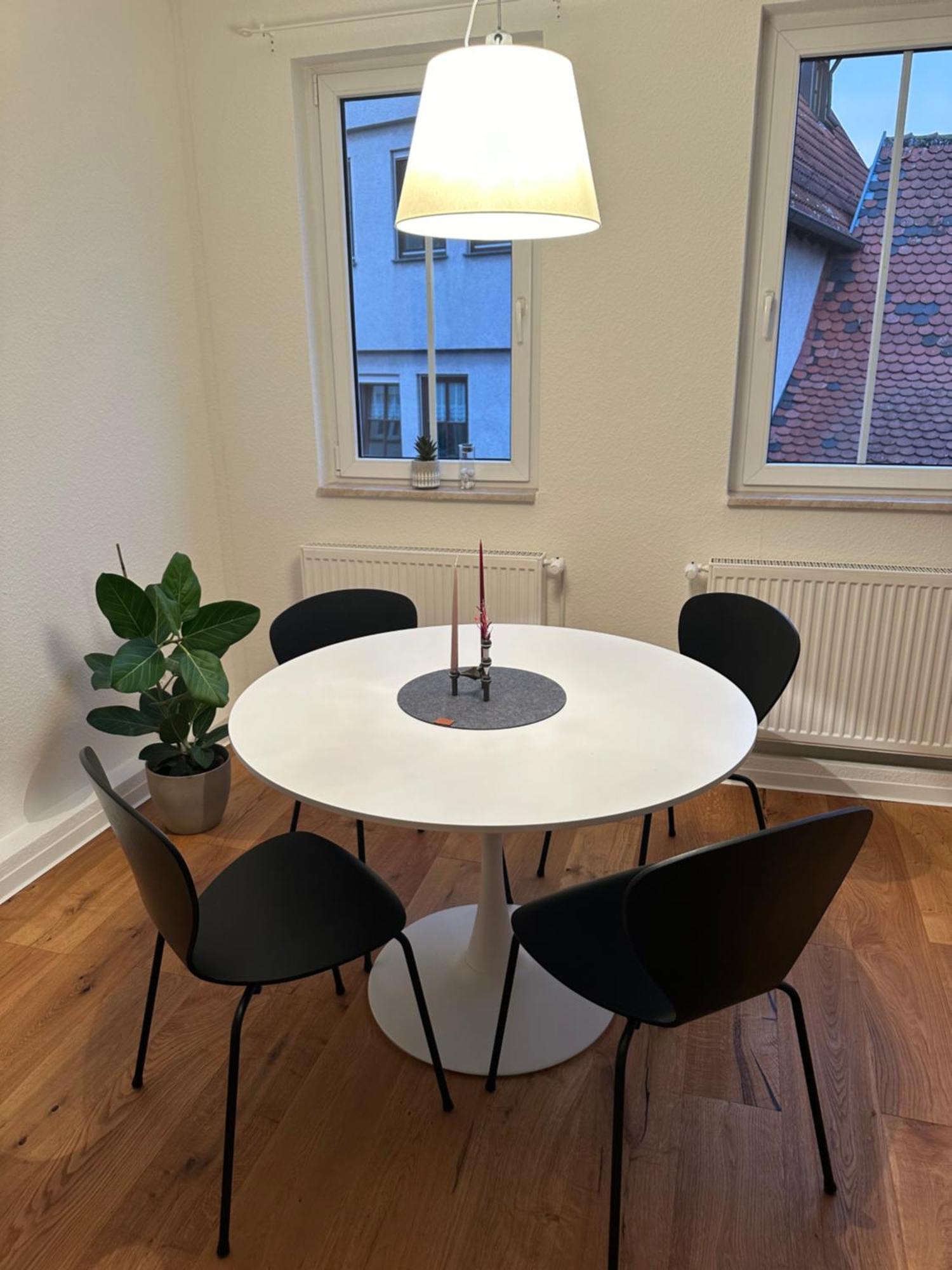 Stylisches Apartment Mit Grossem Tageslichbad Am Marktplatz Leonberg Zewnętrze zdjęcie
